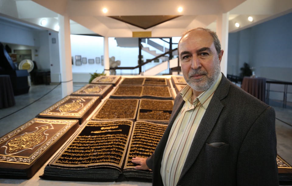 Suriyeli göçmenini kumaşa nakşettiği Kuran-ı Kerim, görenlerin beğenisini topluyor - 7