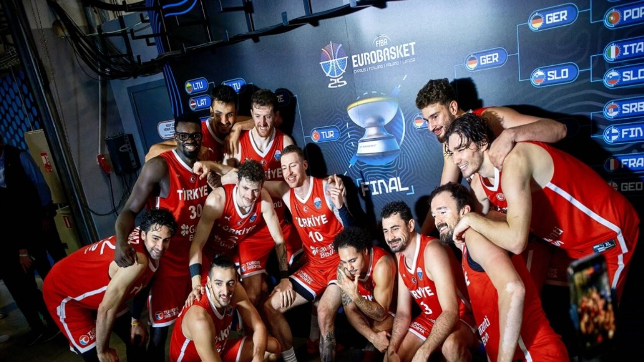 12 Dev Adam'ın Yunanistan zaferi Avrupa basınında