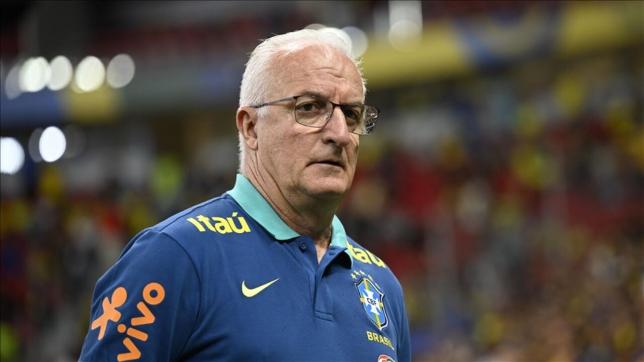 Brezilya Milli Takımı'nda teknik direktör Junior ile yollar ayrıldı