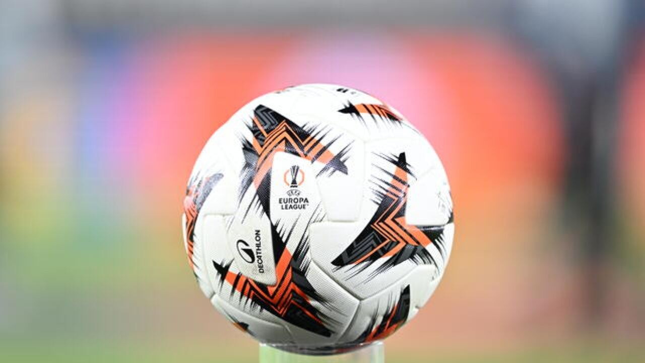 Çekler, Galatasaray ve Fenerbahçe'yi geride bıraktı