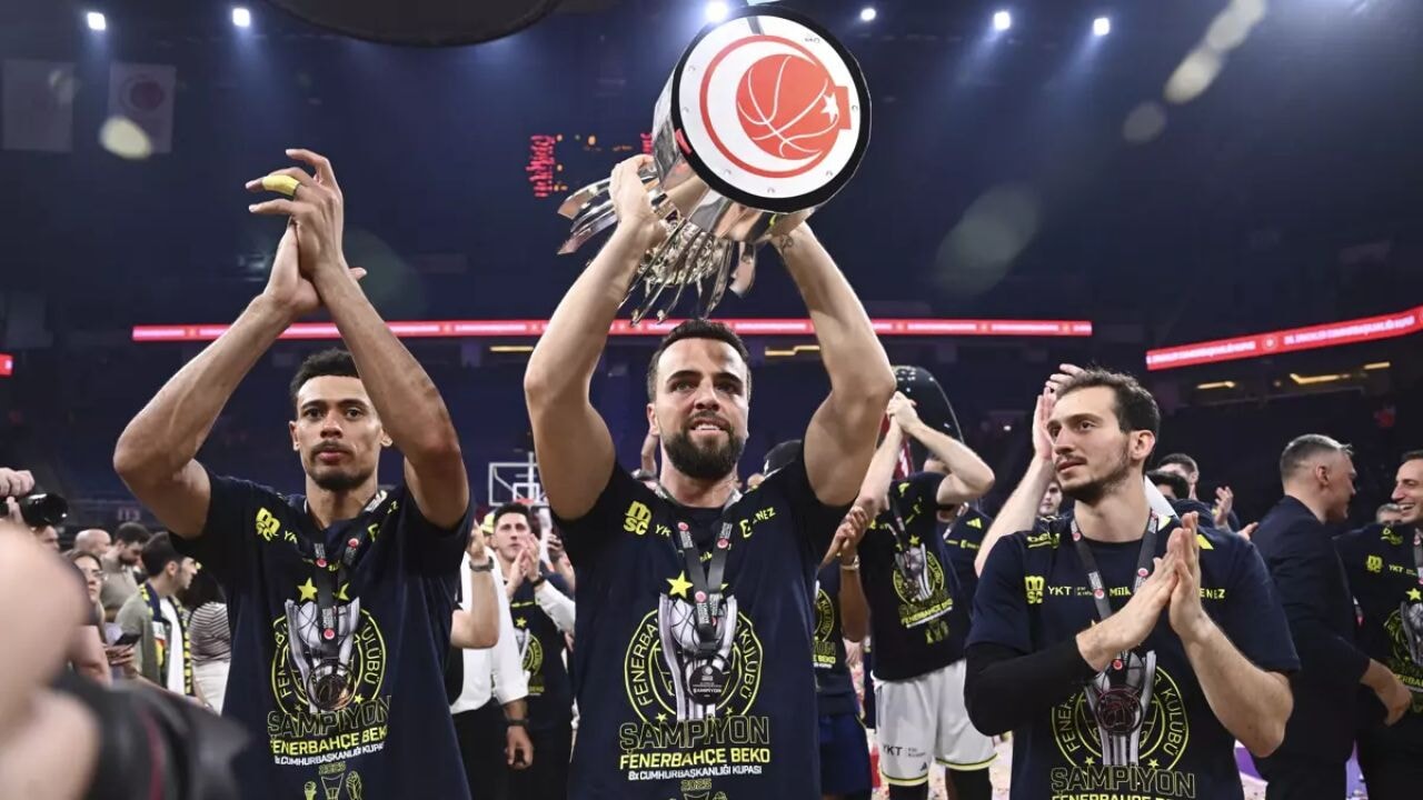 Fenerbahçe Beşiktaş'ı yenerek Cumhurbaşkanlığı Kupası'nı aldı