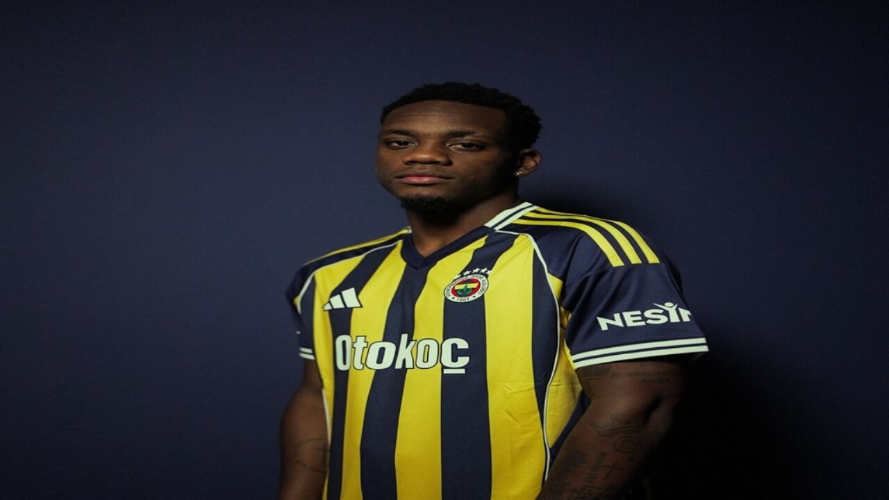 Fenerbahçe, Jhon Duran'ı kadrosuna kattı