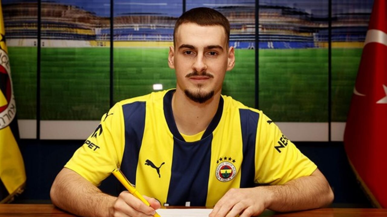 Fenerbahçe'nin yeni transferi Mimovic, imzası kurumadan gidiyor