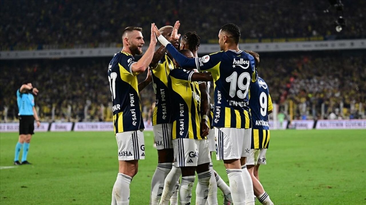 Fenerbahçe, Trabzonspor'u tek golle yendi... 'Bir ara takımı sahadan çekmeyi bile düşündük'