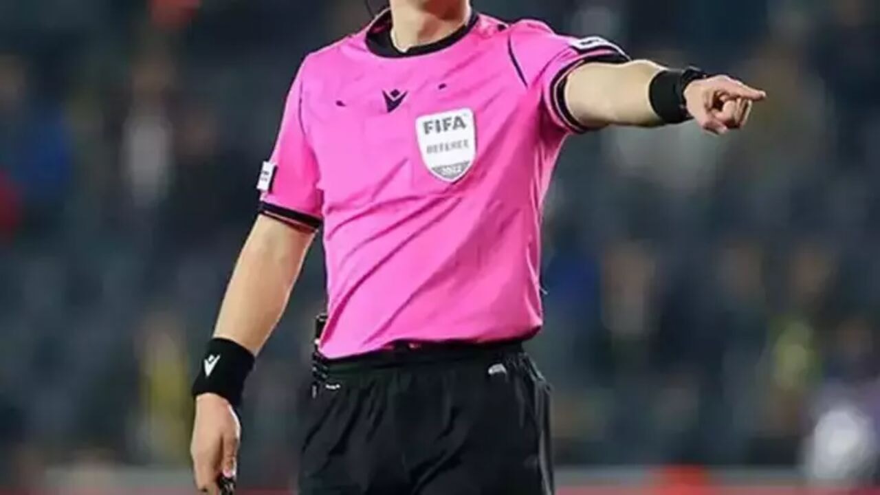 Fenerbahçe ve Galatasaray'ın Avrupa sınavında hakemler belli oldu