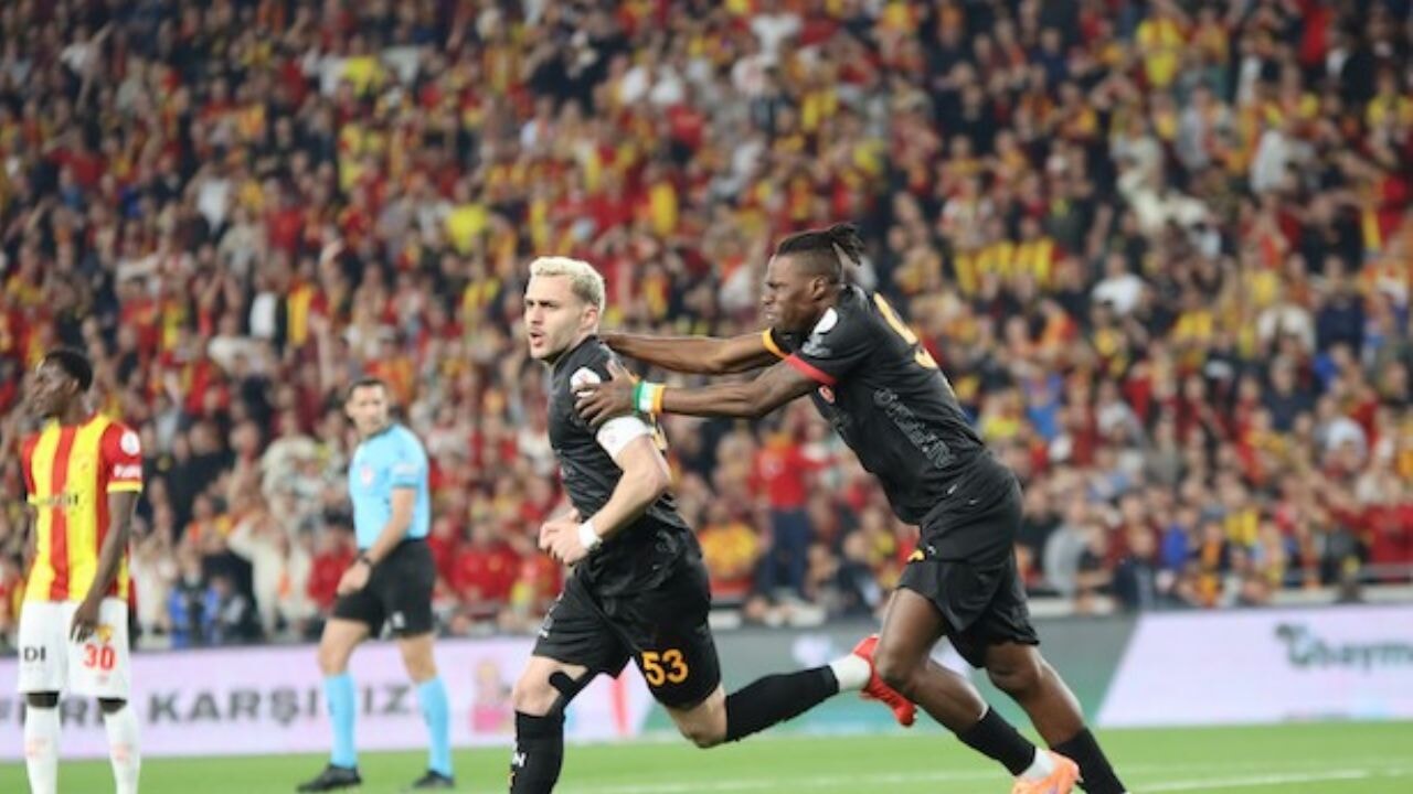 Galatasaray, Göztepe'yi 3 golle geçti: 1 - 3 Maçtan notlar...