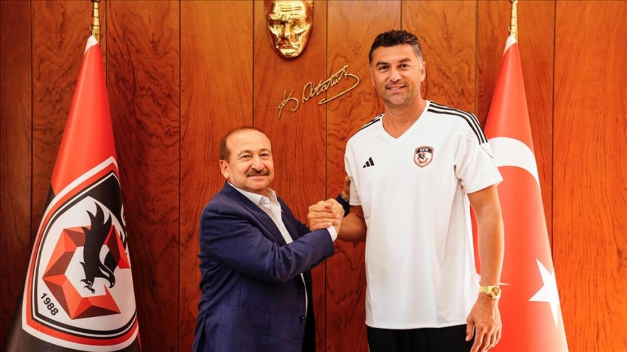 Gaziantep FK kadrosu Burak Yılmaz'a teslim
