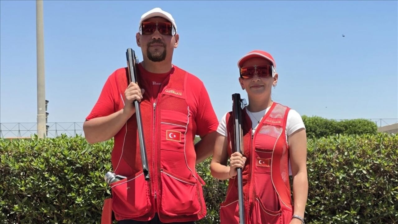 Kuveyt'te Türk fırtınası: Altın madalya İlnam ve Kaya'nın