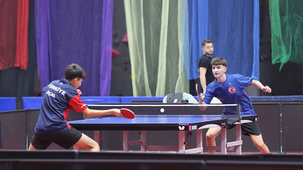 Nevşehir'de Uluslararası Masa Tenisi turnuvası başladı