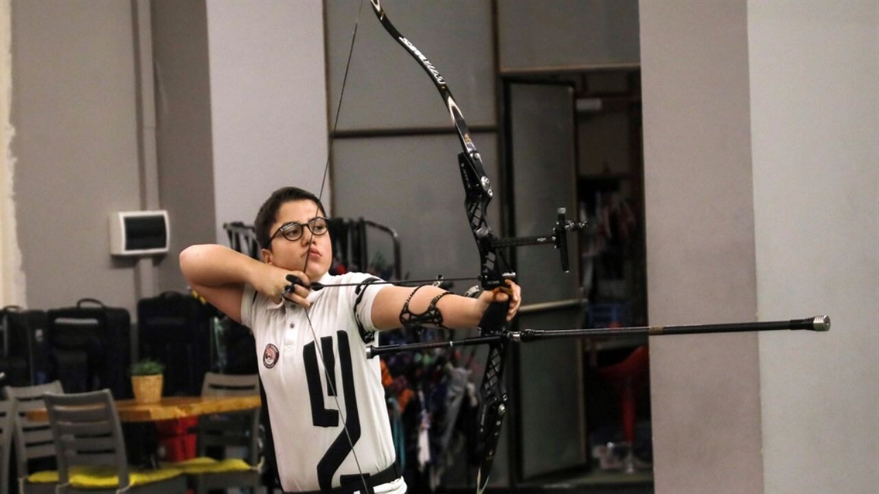 Oyuncak ok ve yay ile başladı, iki kez dünya ikincisi oldu