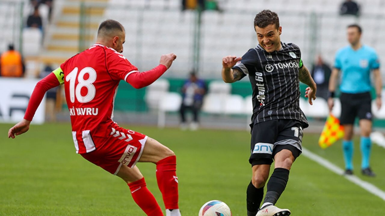 Samsunspor, Konyaspor'u zorlu deplasmanda 1-0 yendi