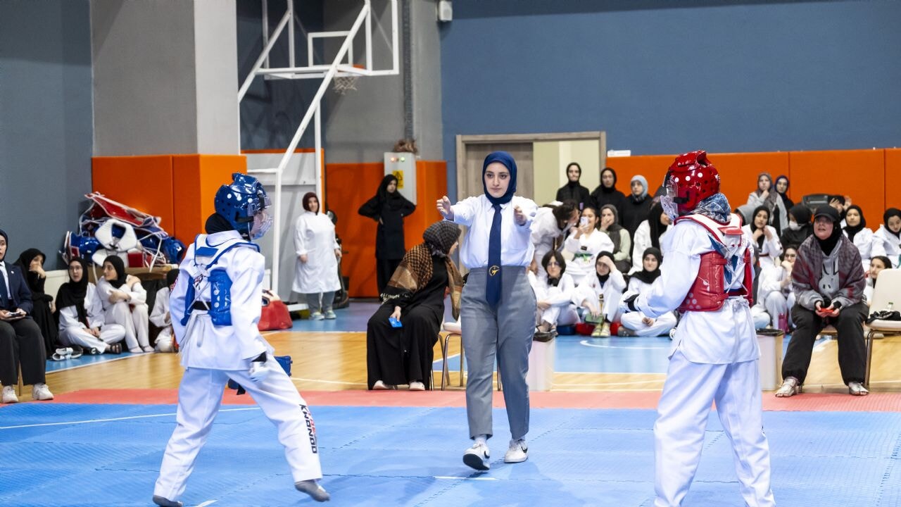 TÜRGEV Ortaöğretim Yurtlar Arası Teakwondo Turnuvası Nefes Kesti