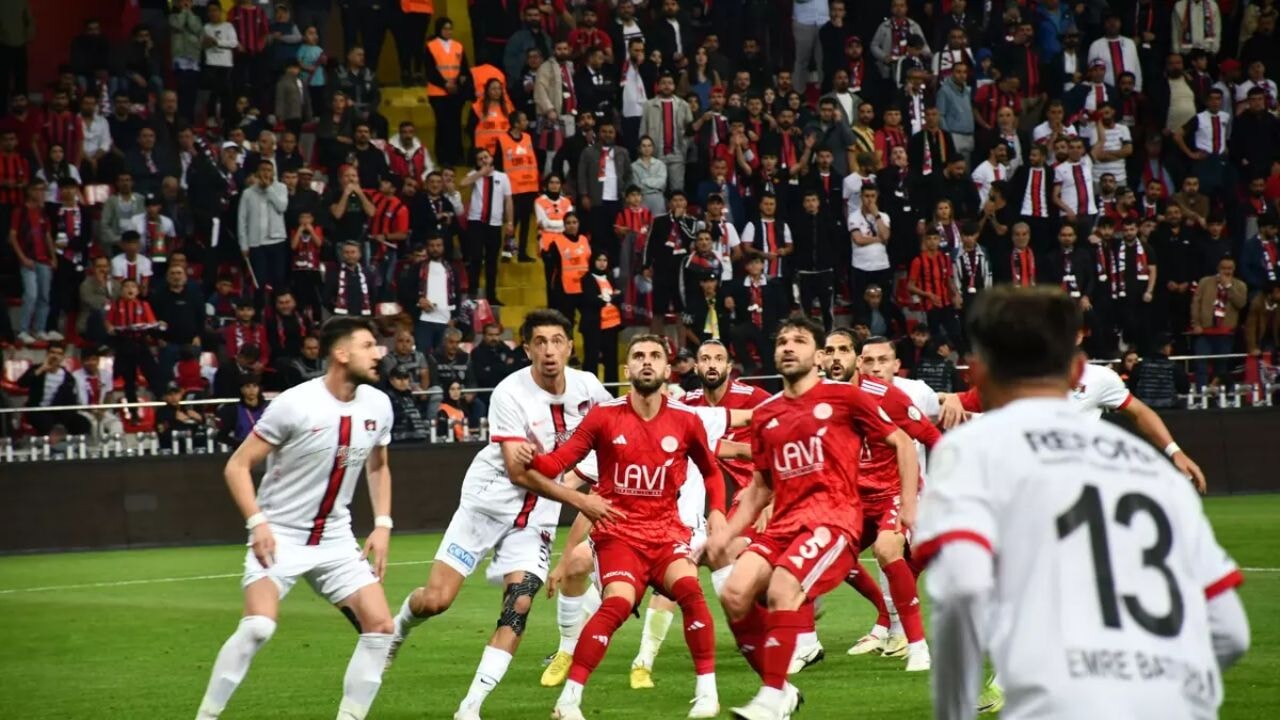 Vanspor, 1. Lig'e çıkarken taraftarlar coştu