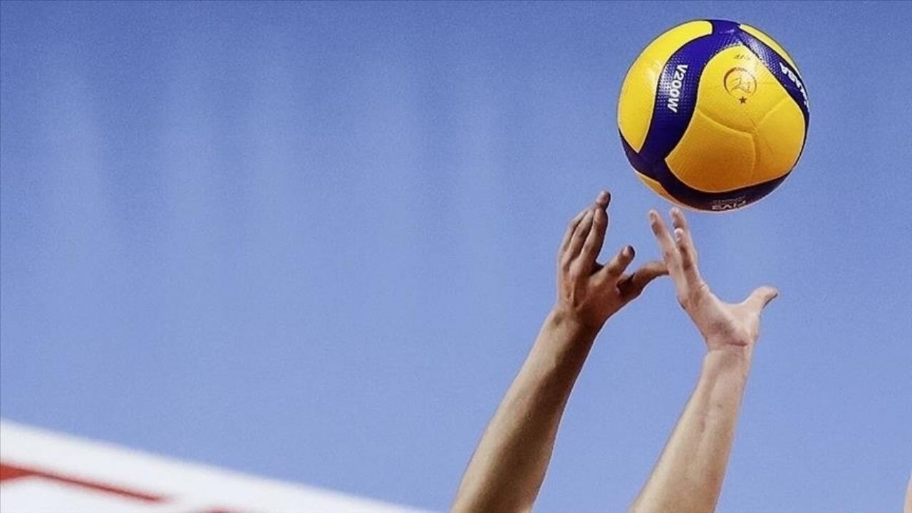 Voleybolda nefes kesen hafta! Sultanlar ve Efeler Ligi'nde zirve savaşı başlıyor
