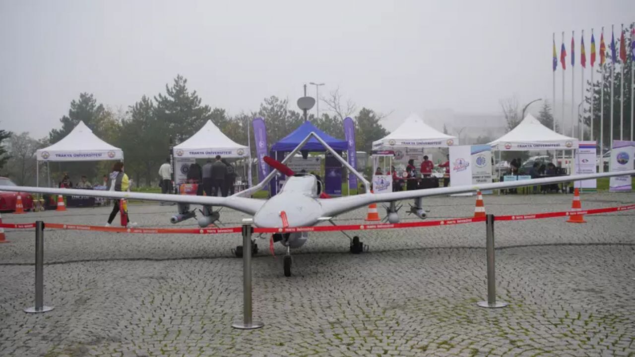 Bayraktar TB2 SİHA, yerli savunma sanayisinin gücünü gösterdi