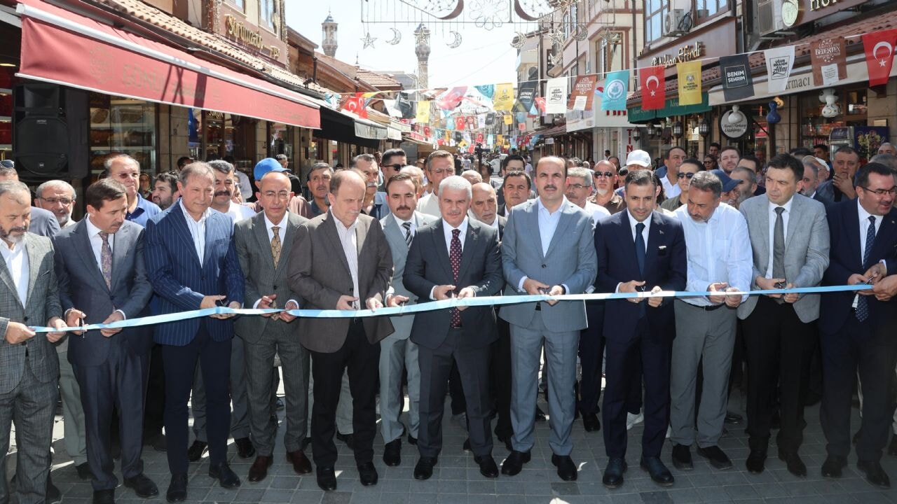 4. Tarihi Bedesten alışveriş günleri başladı