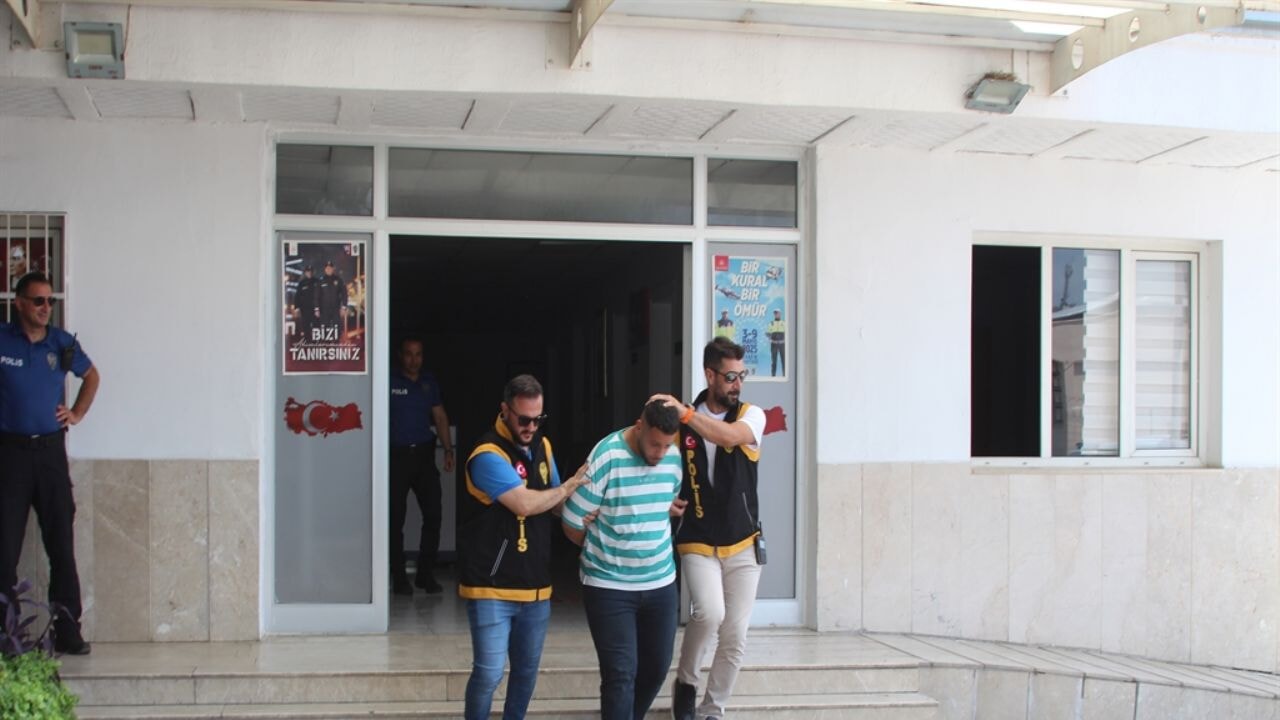 7 aracın lastiğini, komşularını sevmediği için patlatmış