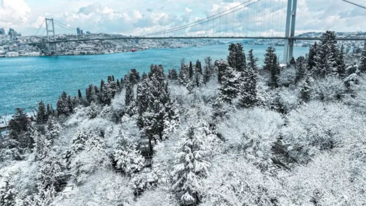 AKOM açıkladı! İstanbul'da kar kalınlığı 47 santimetreyi buldu