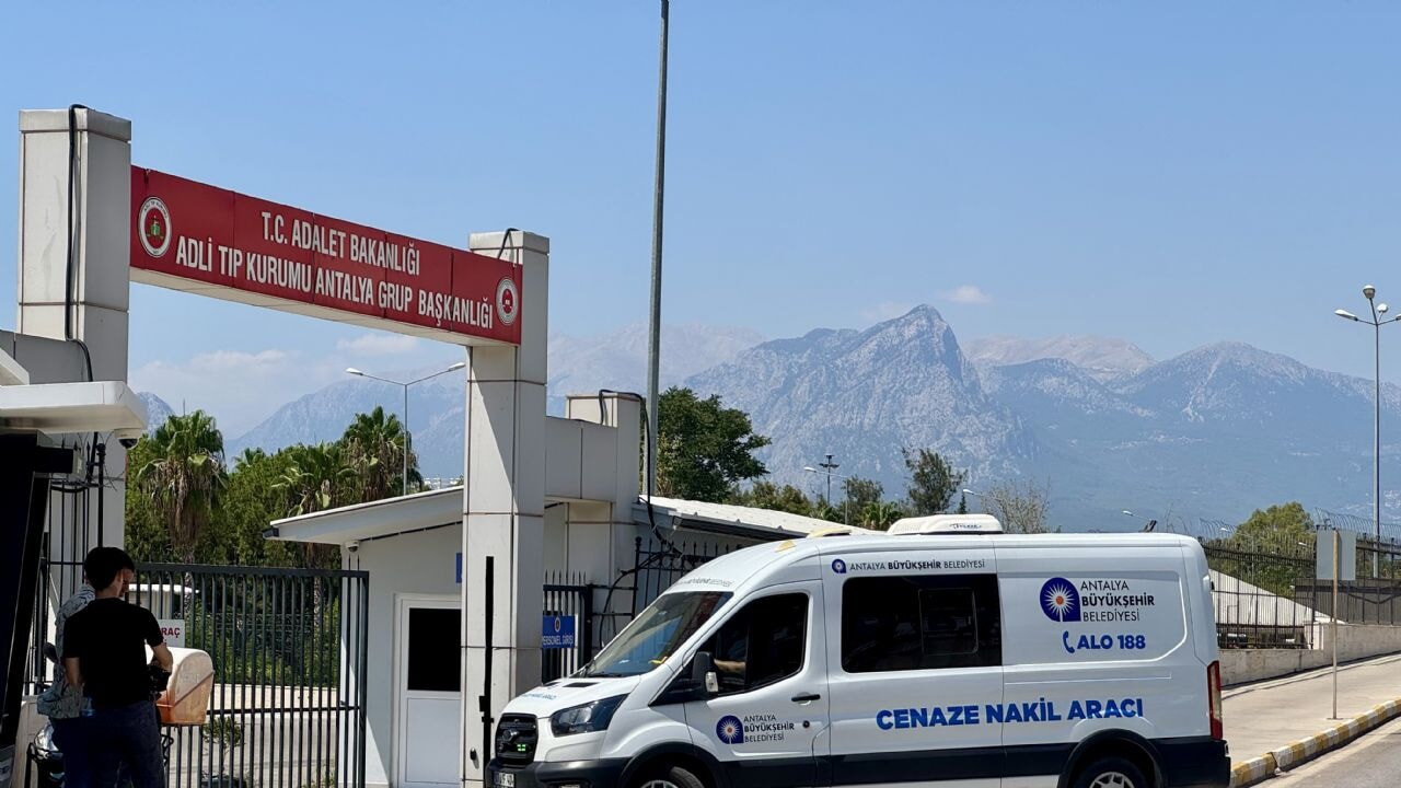 Antalya'da ormanlık alanda silahlı çatışma! Ölü ve yaralı var
