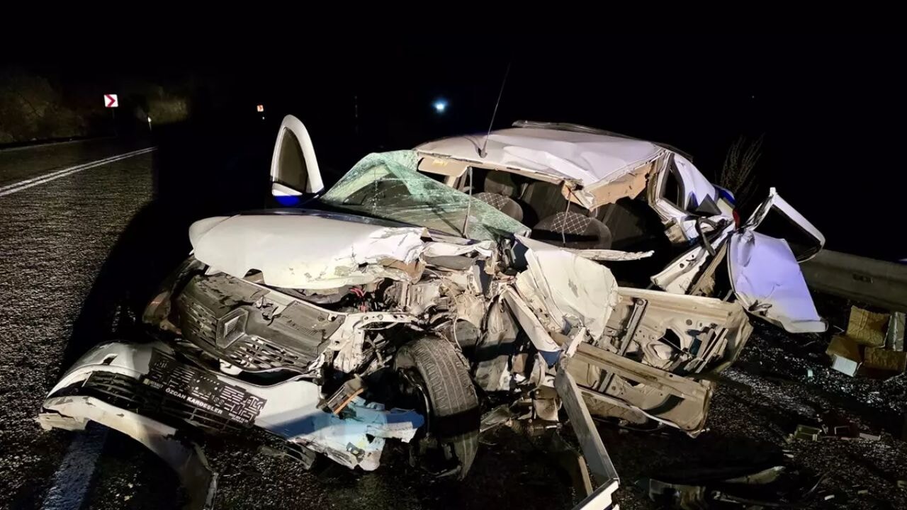 Antalya-Fethiye yolunda feci kaza