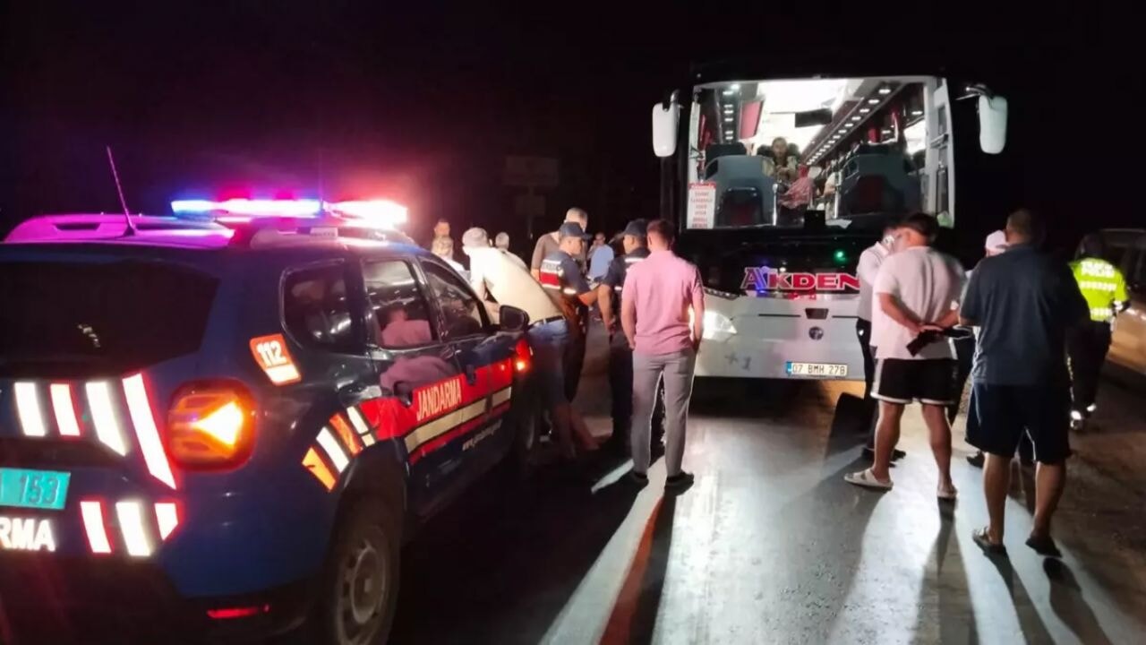 Balıkesir'de trafik faciası zincirleme kazada can kaybı