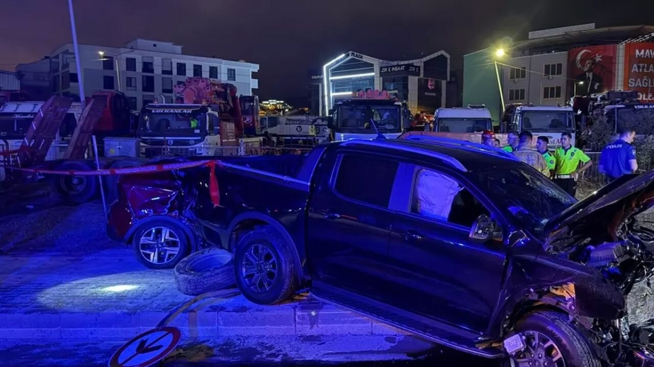 Bursa'da sabah saatlerinde feci kaza!