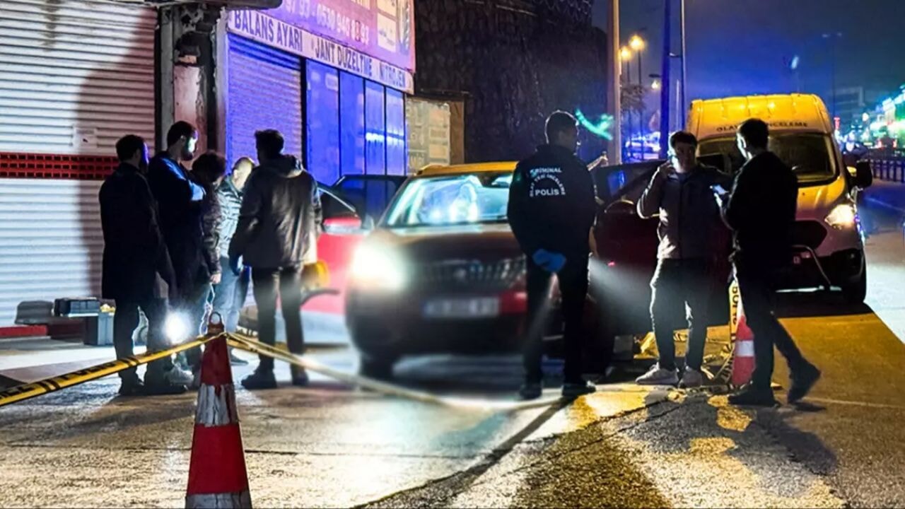 Büyükçekmece'de otomobilde kanlı hesaplaşma