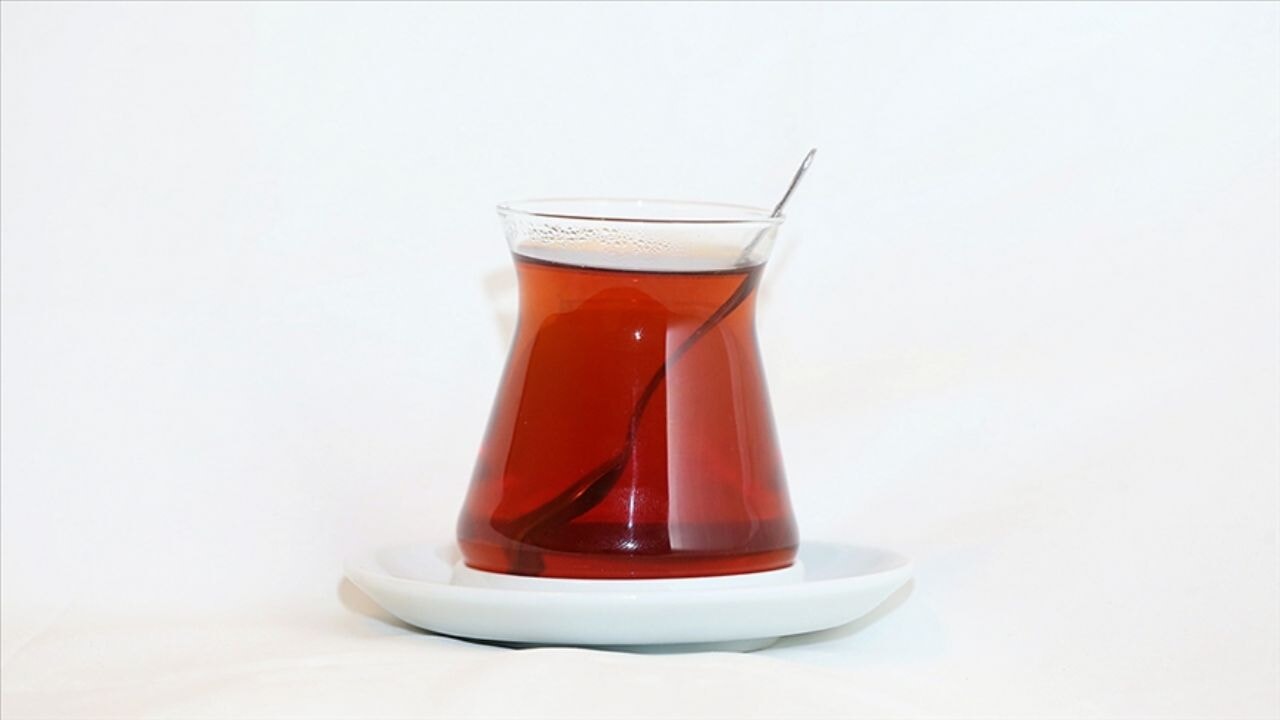 Demlenen çay sudaki ağır metalleri nasıl etkiliyor?