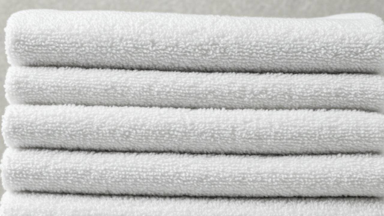 Havluları beyazlatma yöntemi: Karartmadan beyazlatmanın 5 doğal yolu
