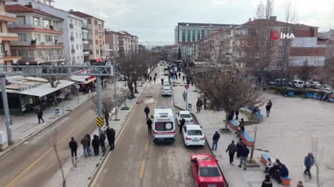 Kırıkkale'de doğalgaz boru hattı hasar gördü, alevler metrelerce yükseldi