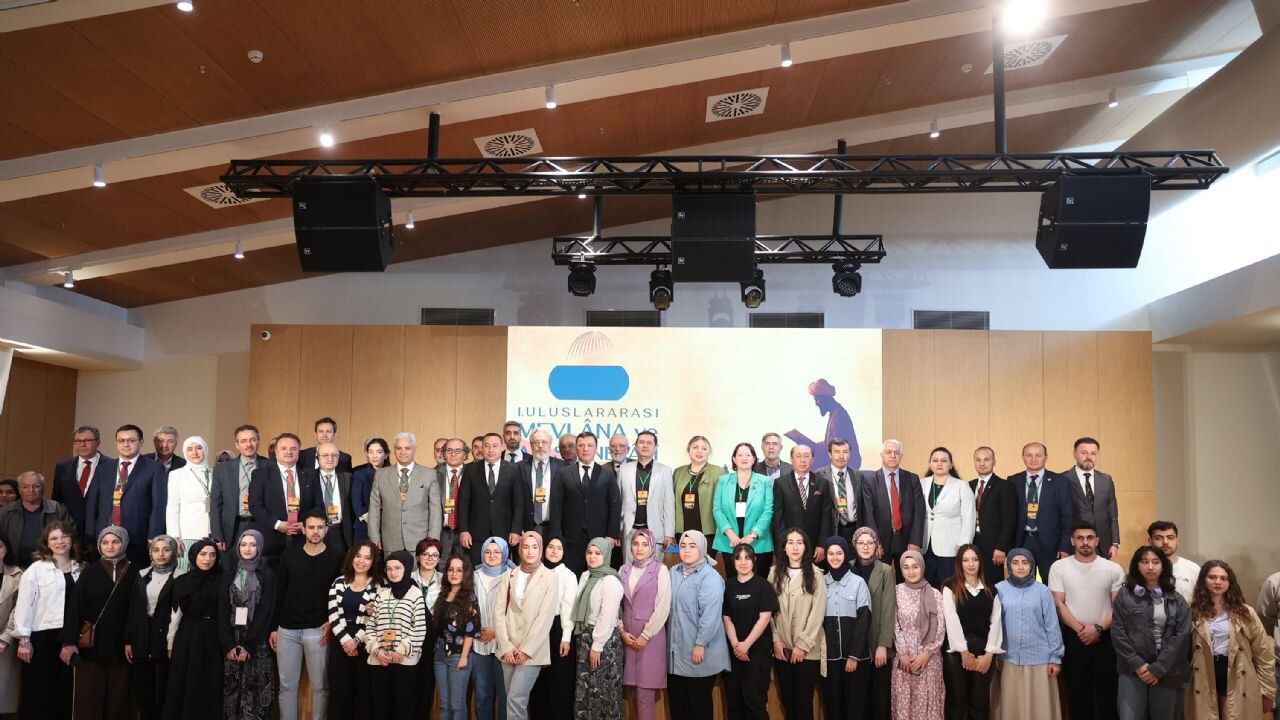 Konya Büyükşehir '1. Uluslararası Mevlana ve Ali Şîr Nevâyî sempozyumu'na ev sahipliği yapıyor