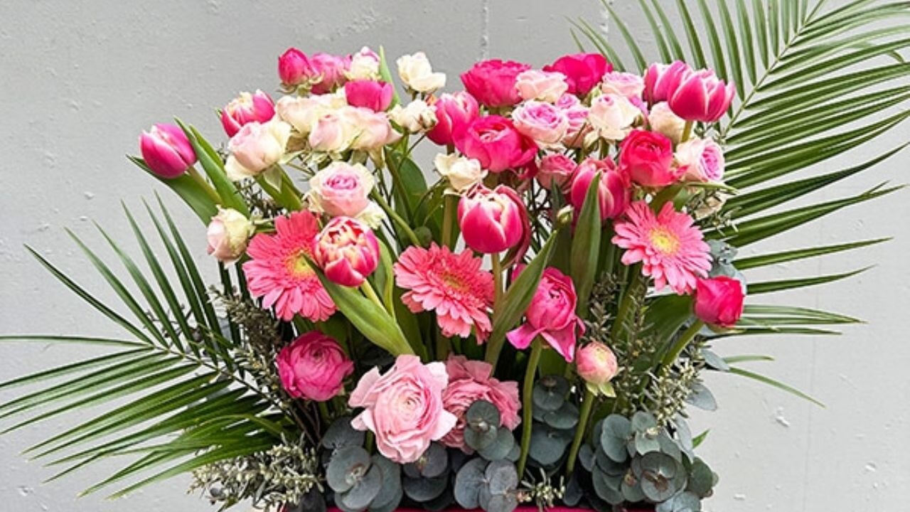 Kutuda Çiçek: Şıklık ve Zarafetin Buluşma Noktası