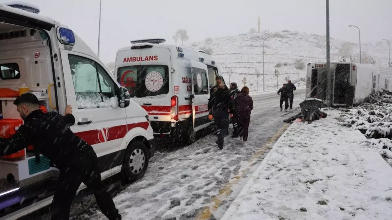 Nevşehir'de kar yağışı sonrası feci kaza!