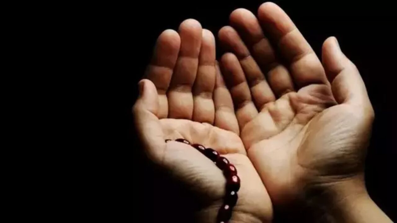 Peygamber Efendimizin (S.A.V) tavsiye ettiği şifa kapısı! Sağlık, nimet ve rızık bolluğu için okunacak dua