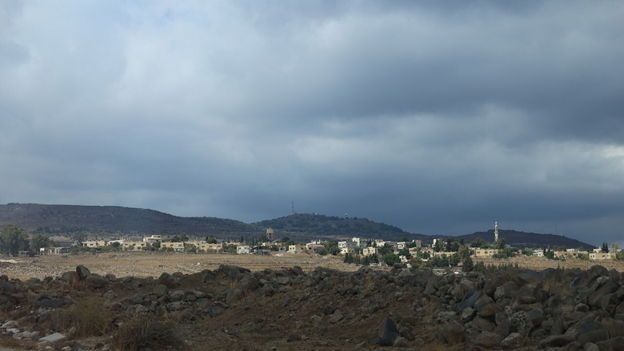 Suriye'ye döndü, İsrail ordusunun saldırdığı köyünü tanıyamadı