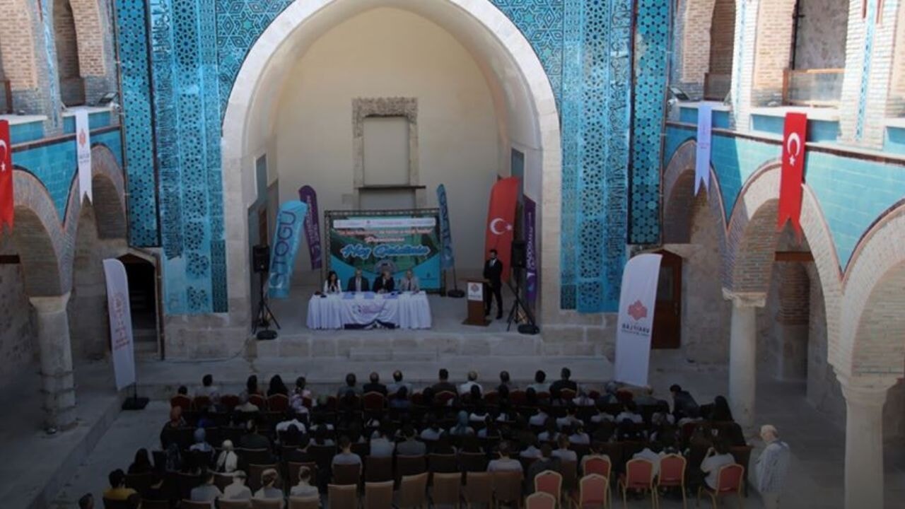 Vakıfların hukuki temelleri Tokat'ta masaya yatırıldı