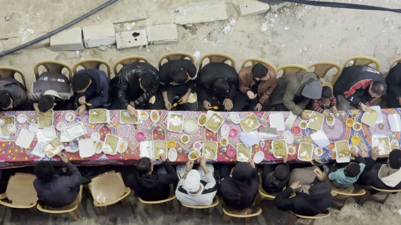 Vuslat Derneği bu Ramazan, Gazze'de her gün iftar sofraları kuruyor